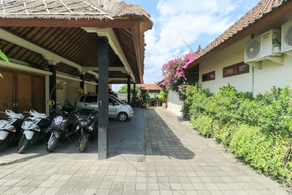 Kubu Kedungu Villas Tanah Lot  Exterior photo